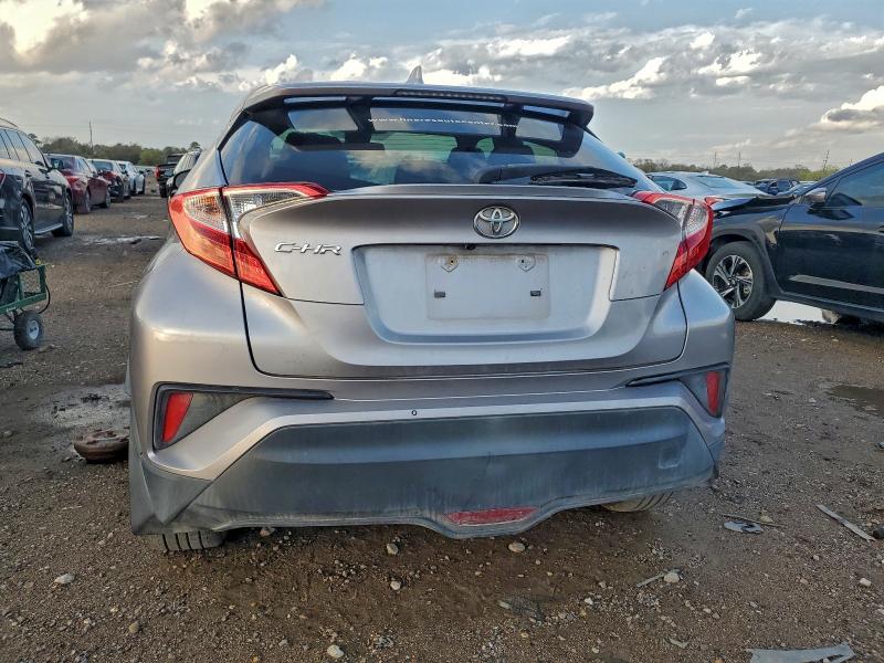 2018 TOYOTA C-HR XLE #3302915081
