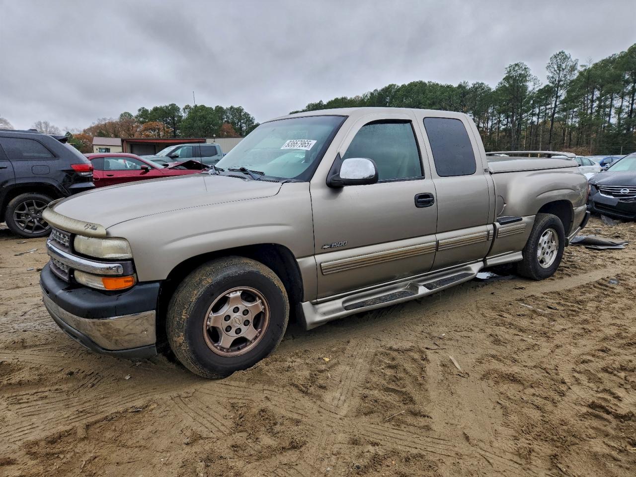 Lot #3298102158 2000 CHEVROLET SILVERADO