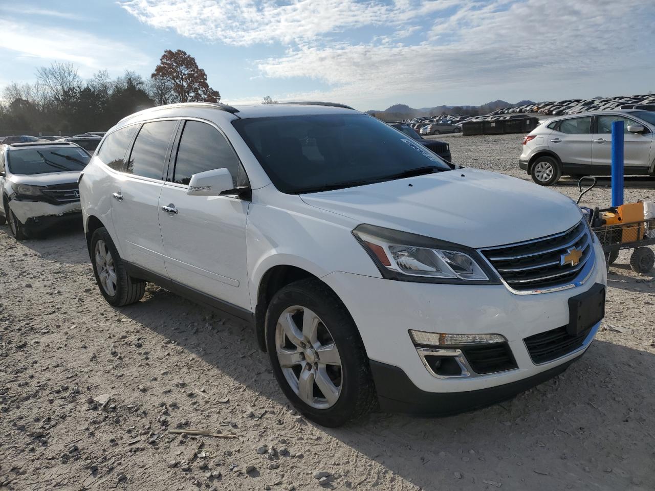 CHEVROLET TRAVERSE LT