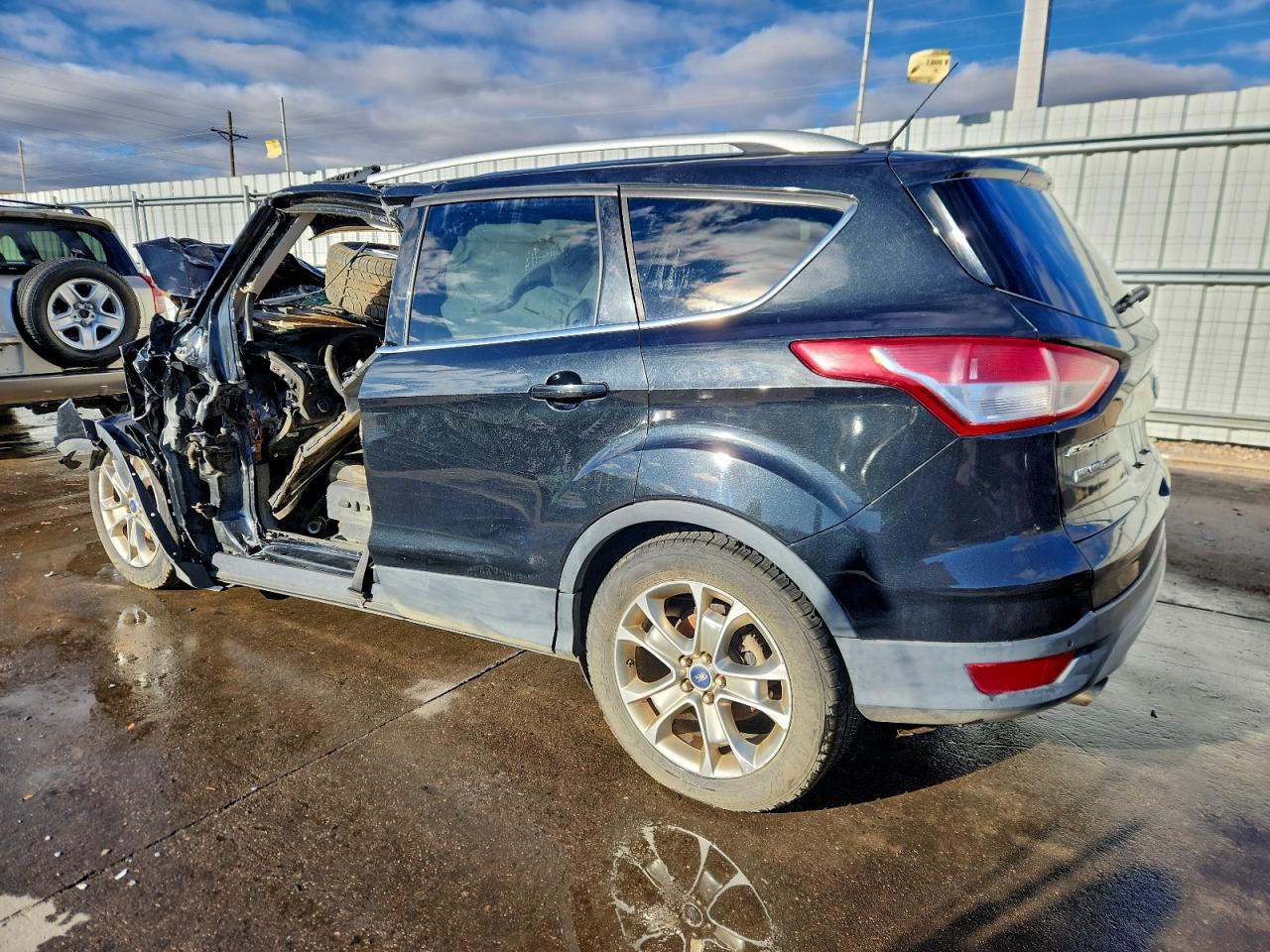FORD ESCAPE TITANIUM