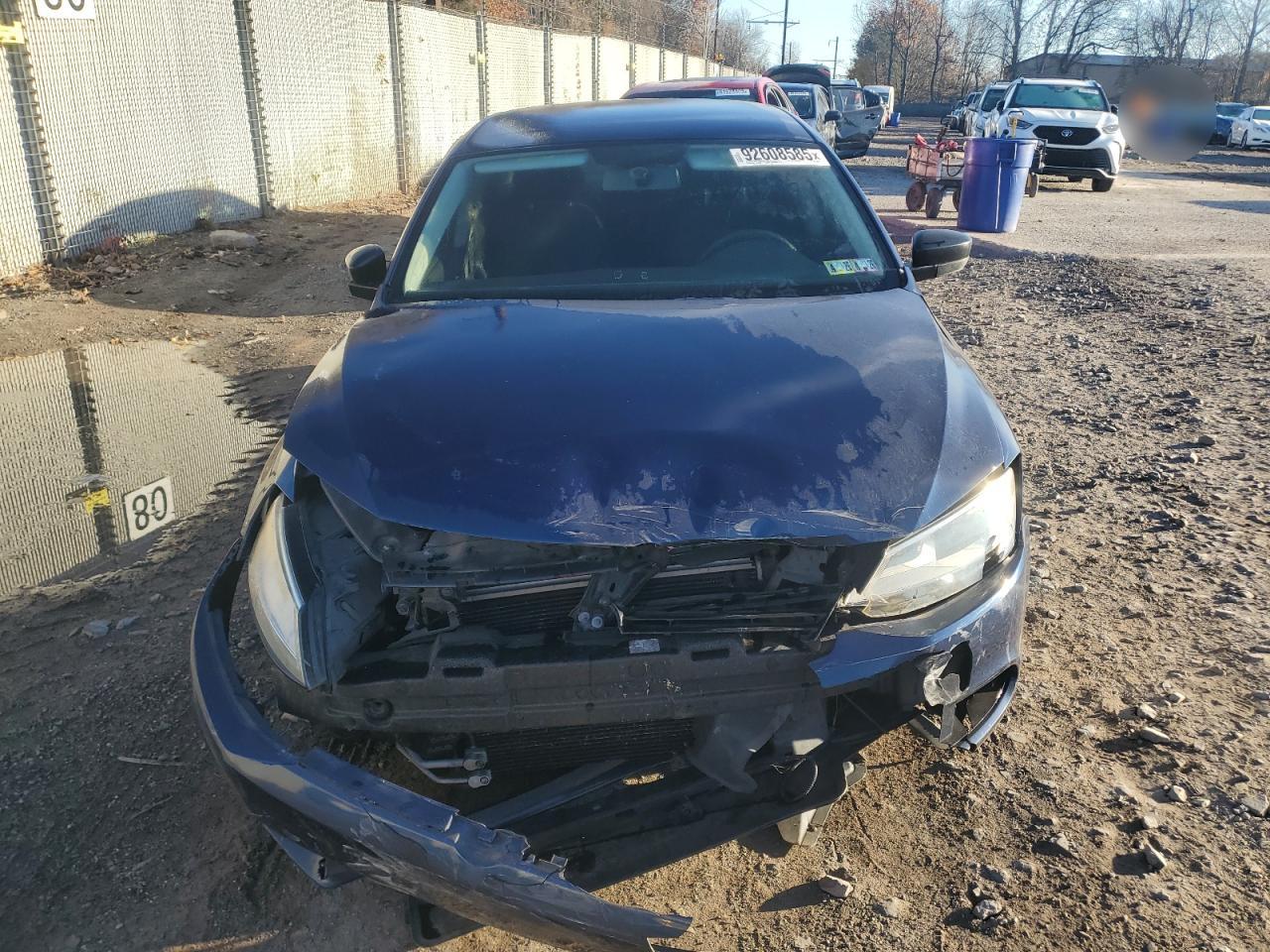 VOLKSWAGEN JETTA BASE