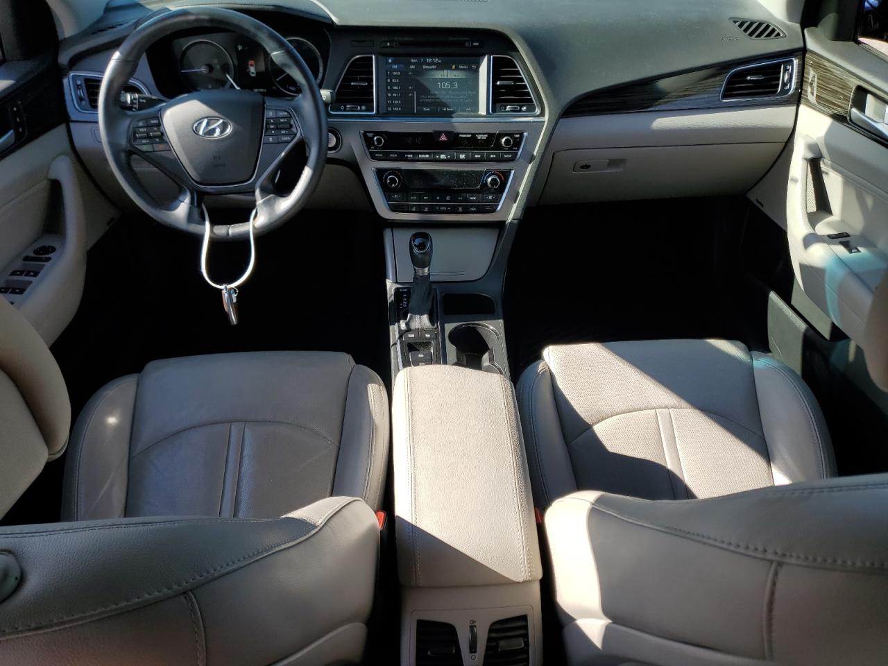 HYUNDAI SONATA SPORT