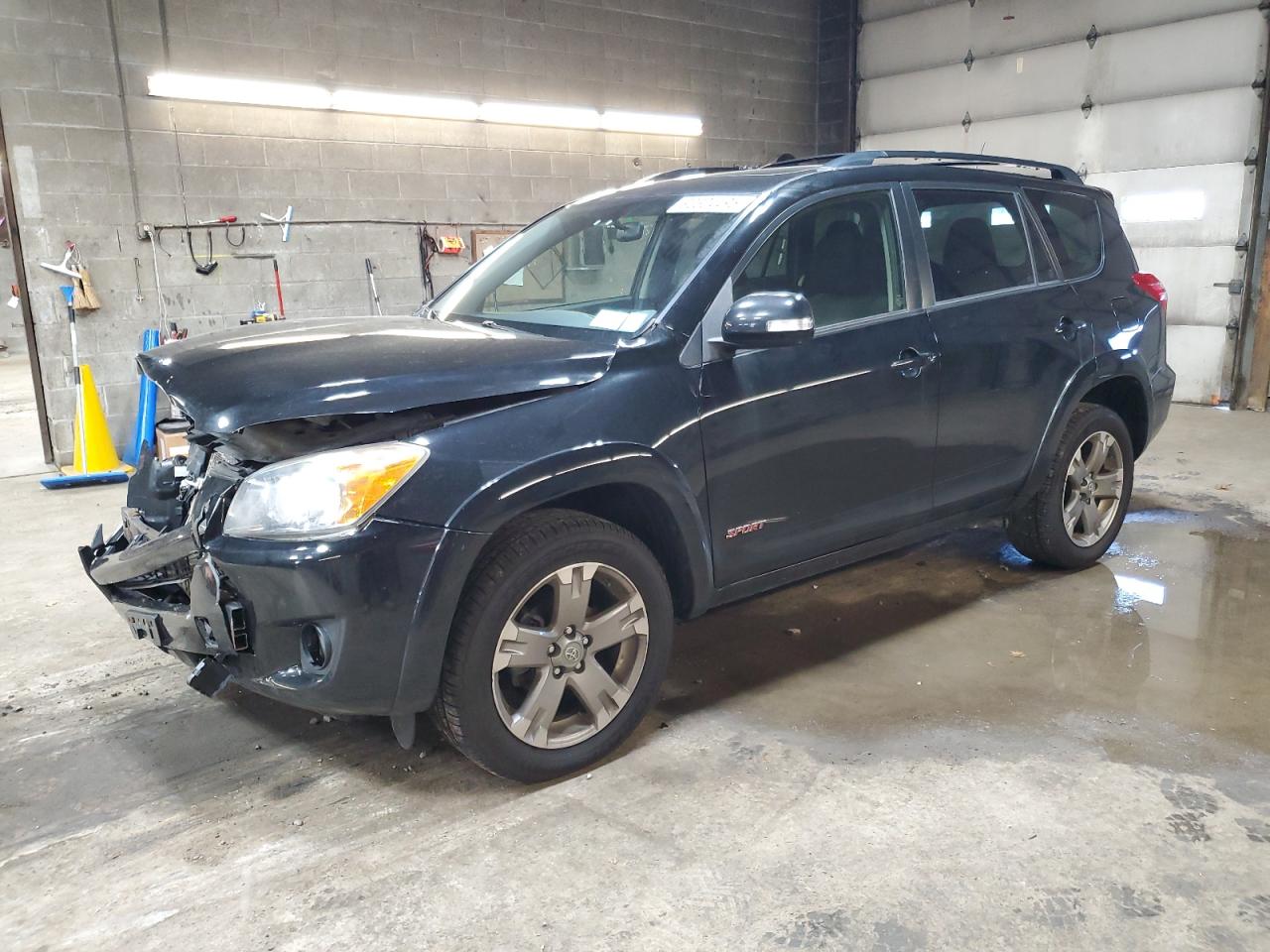 TOYOTA RAV4 SPORT