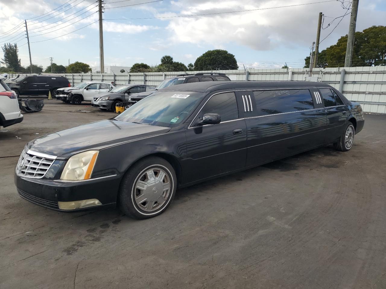 Lot #3294155942 2006 CADILLAC PROFESSION