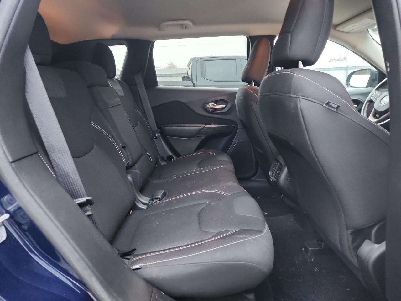 JEEP GRAND CHEROKEE LATITUDE