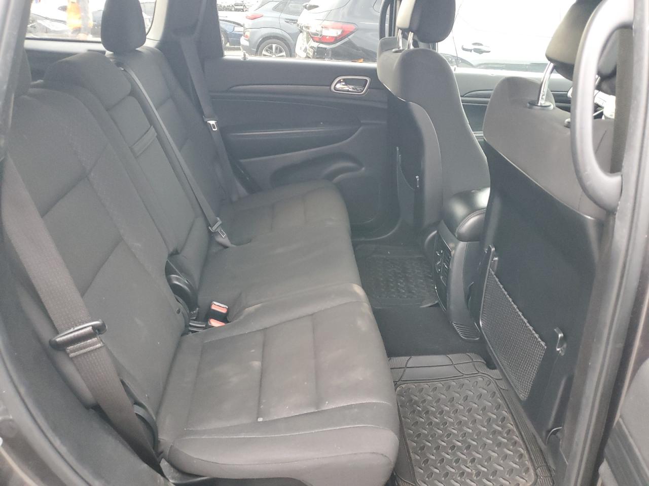 JEEP GRAND CHEROKEE LAREDO