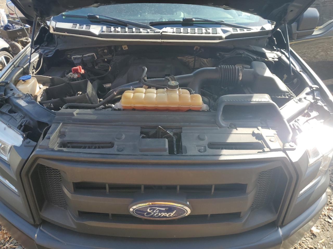 FORD F-150 SUPER CAB