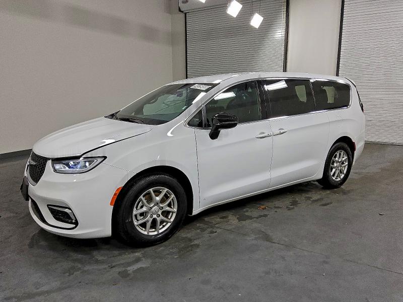 Global Auto Auctions: 2025 CHRYSLER PACIFICA S