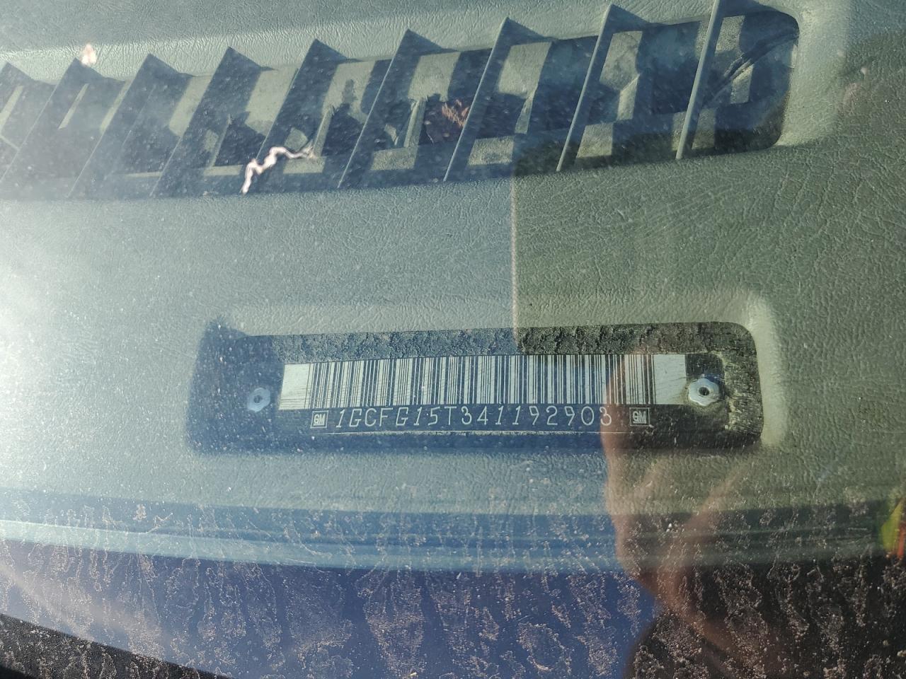 Lot #3285750689 2004 CHEVROLET EXPRESS G1