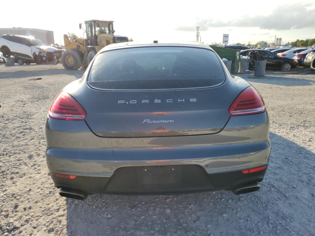 PORSCHE PANAMERA 2