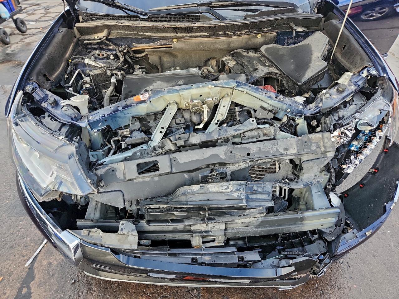 MITSUBISHI OUTLANDER SE