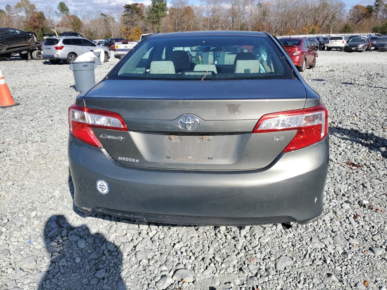 TOYOTA CAMRY L