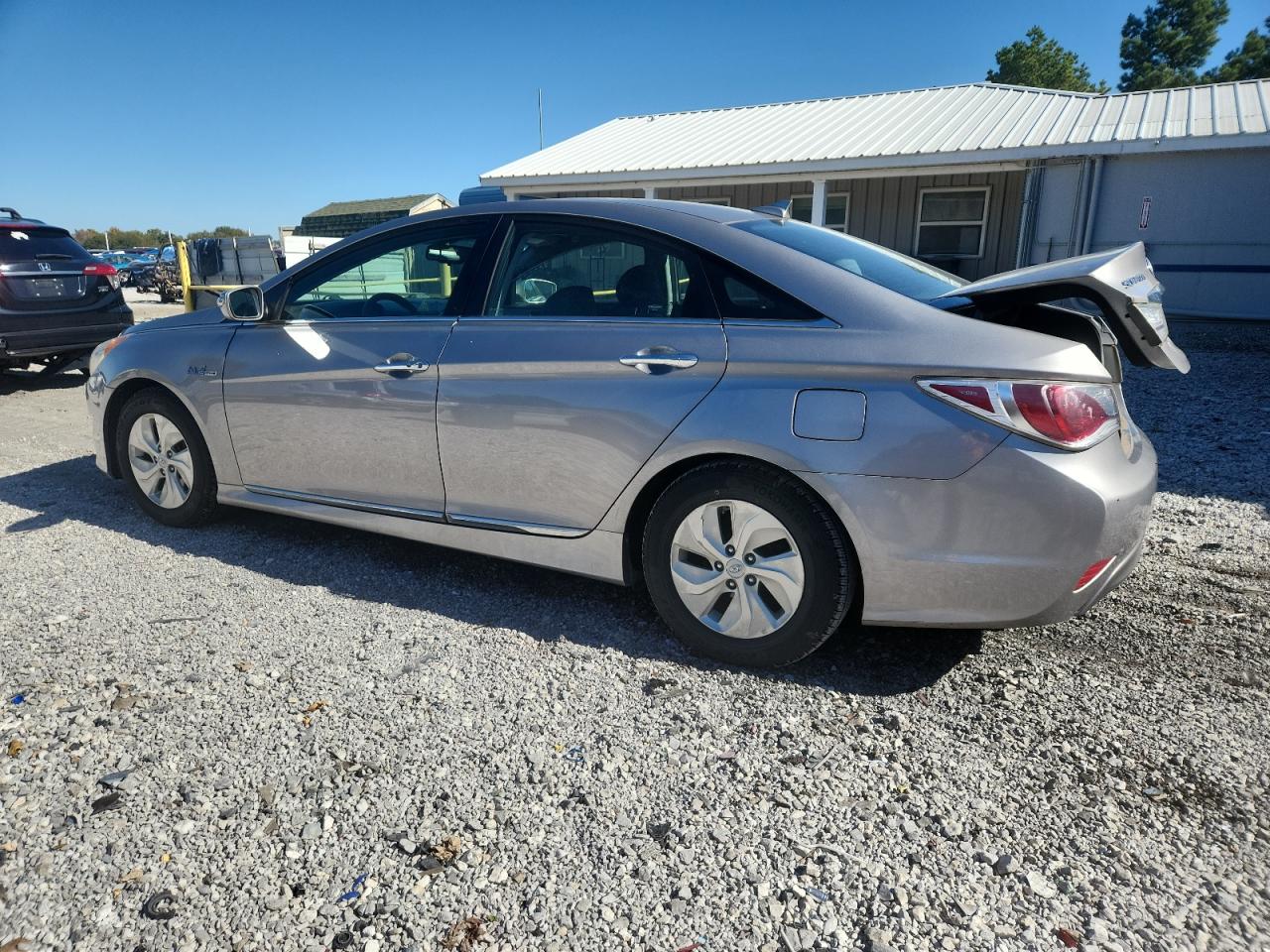 HYUNDAI SONATA HYBRID