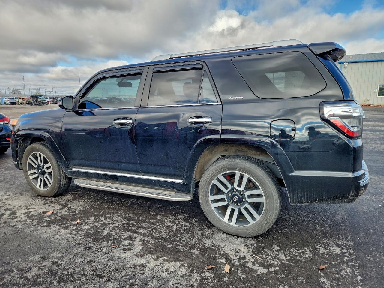 TOYOTA 4RUNNER SR5/SR5 PREMIUM