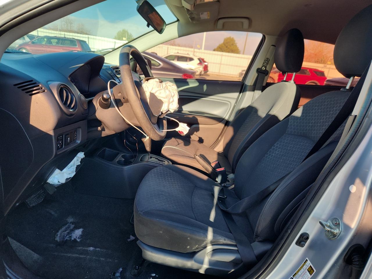 MITSUBISHI MIRAGE DE