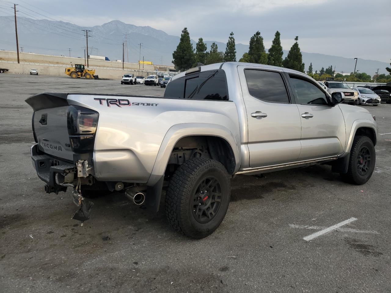 TOYOTA TACOMA DOUBLE CAB