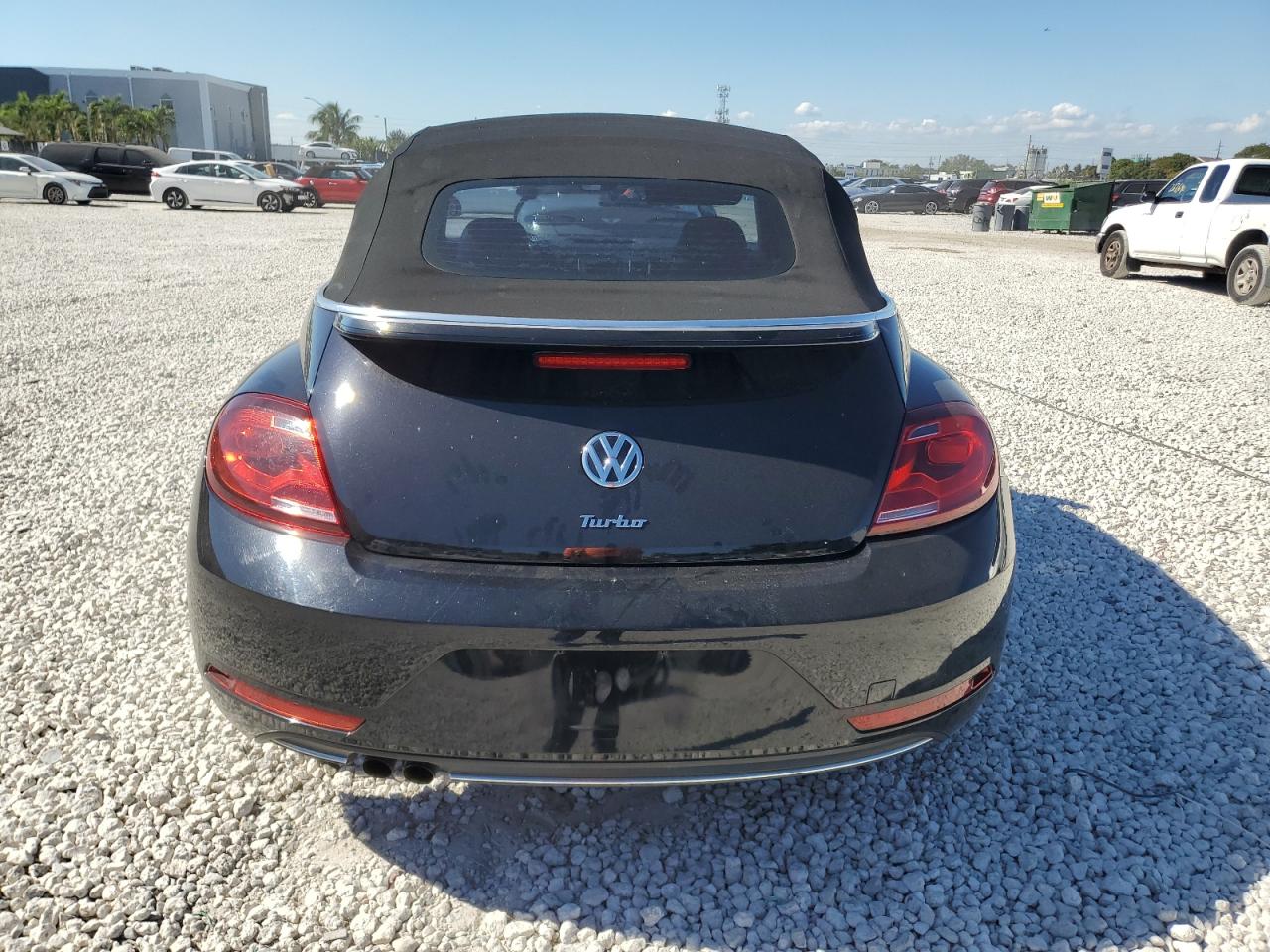 VOLKSWAGEN BEETLE S/SE