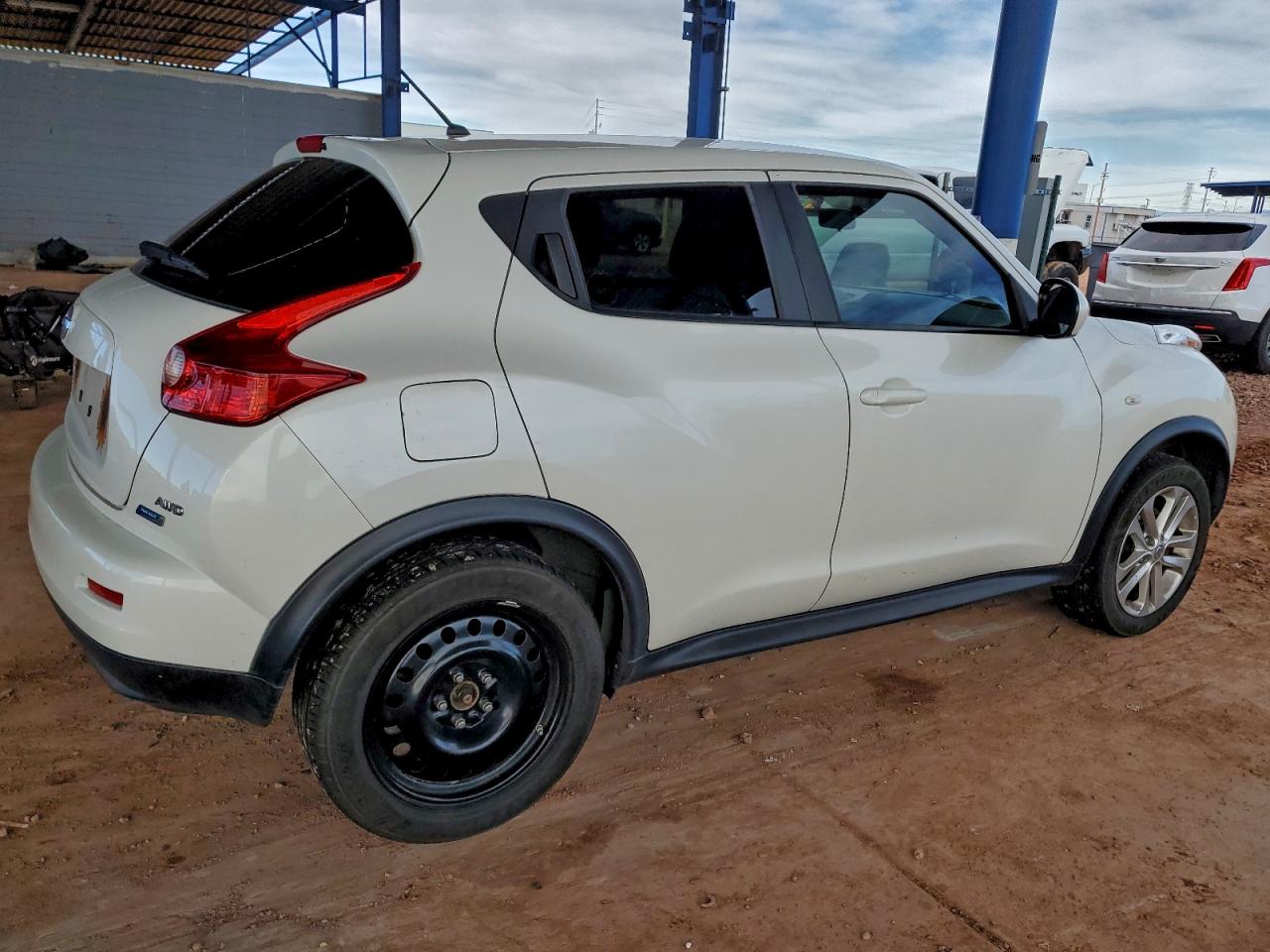 NISSAN JUKE S