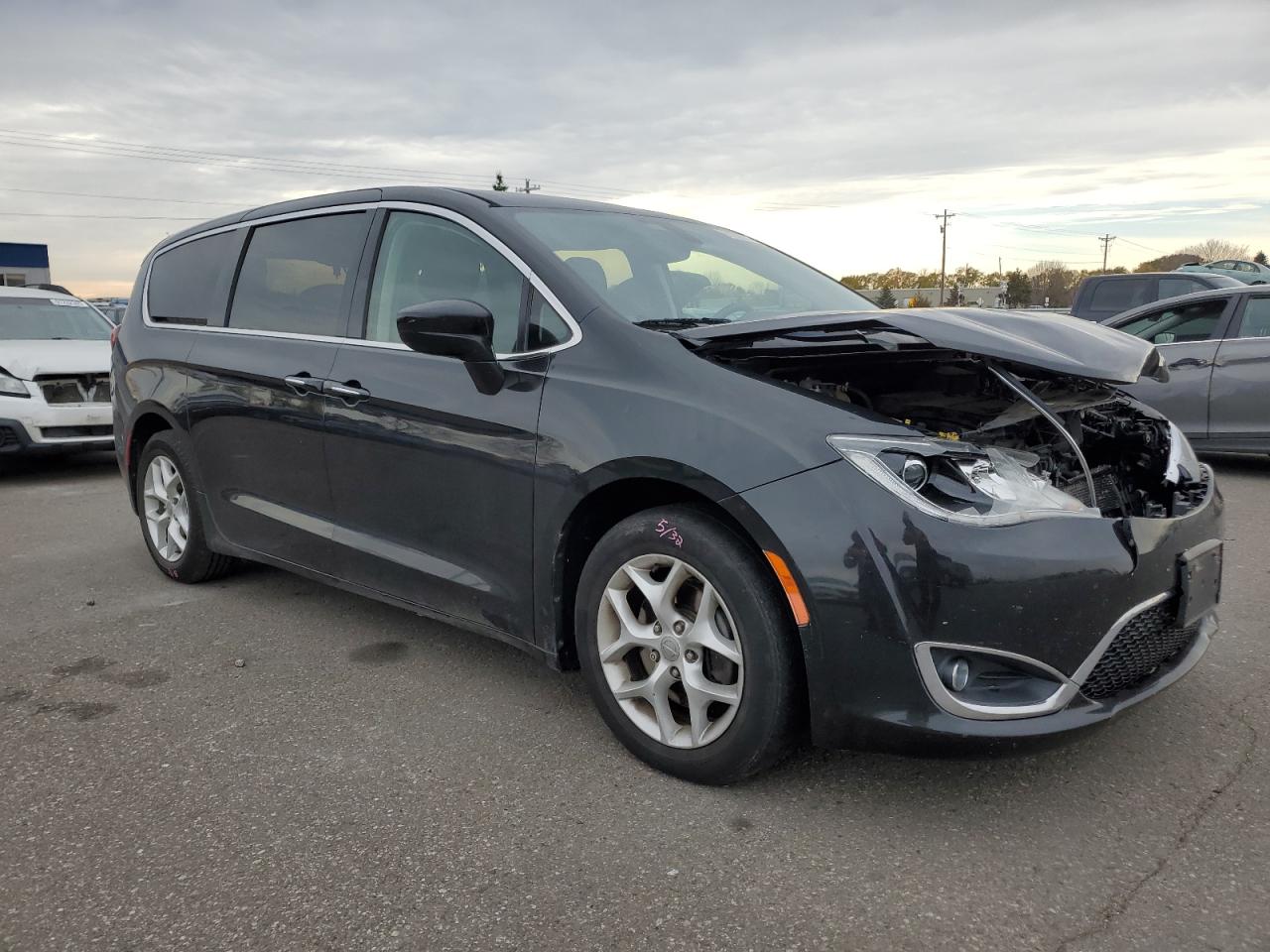 CHRYSLER PACIFICA TOURING PLUS