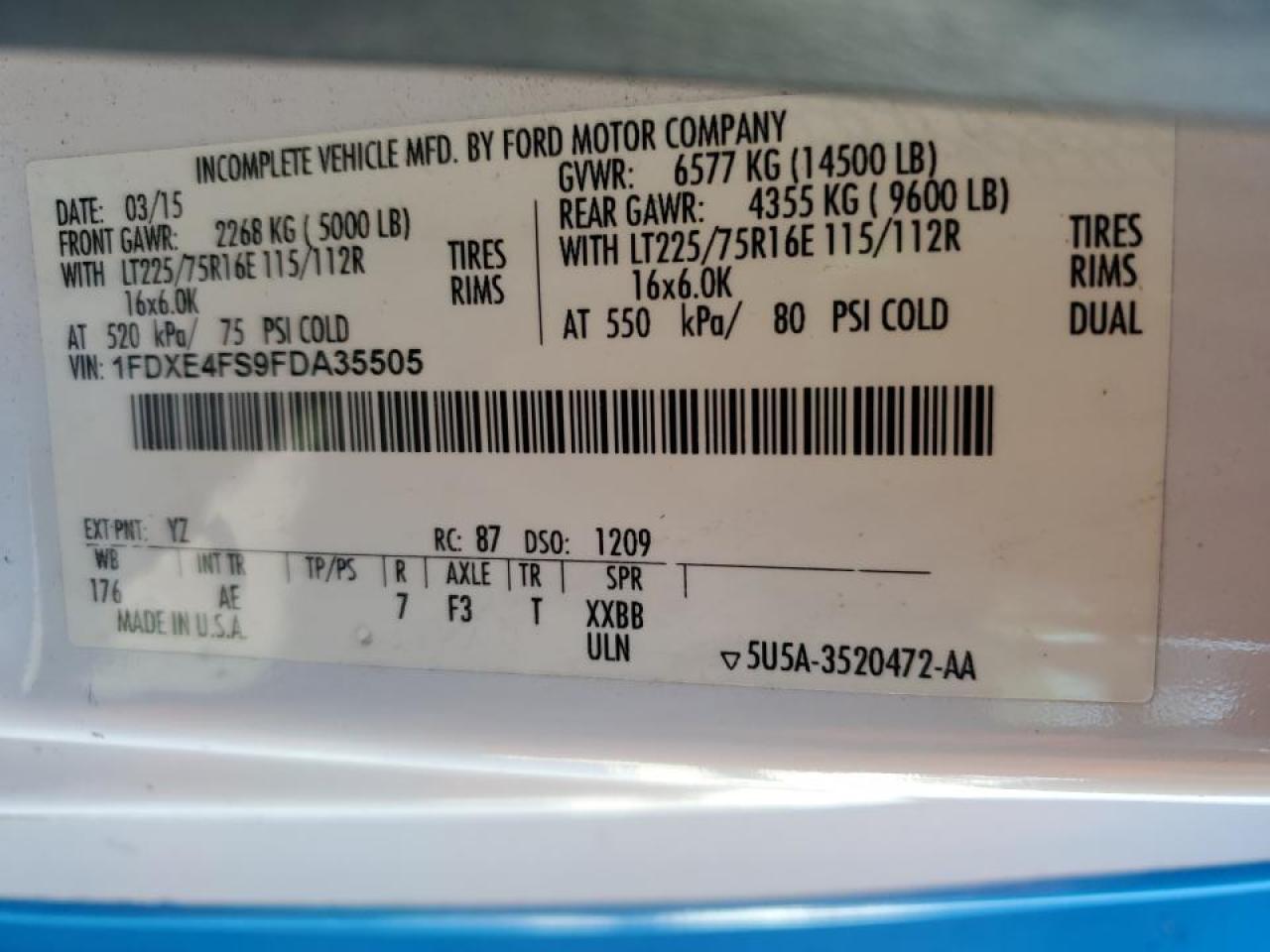 FORD ECONOLINE E450 SUPER DUTY CUTAWAY VAN