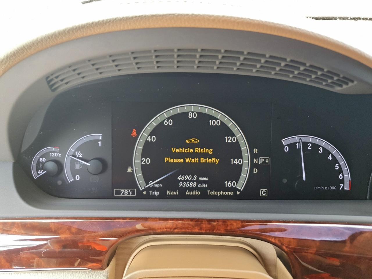 MERCEDES-BENZ S-CLASS 550