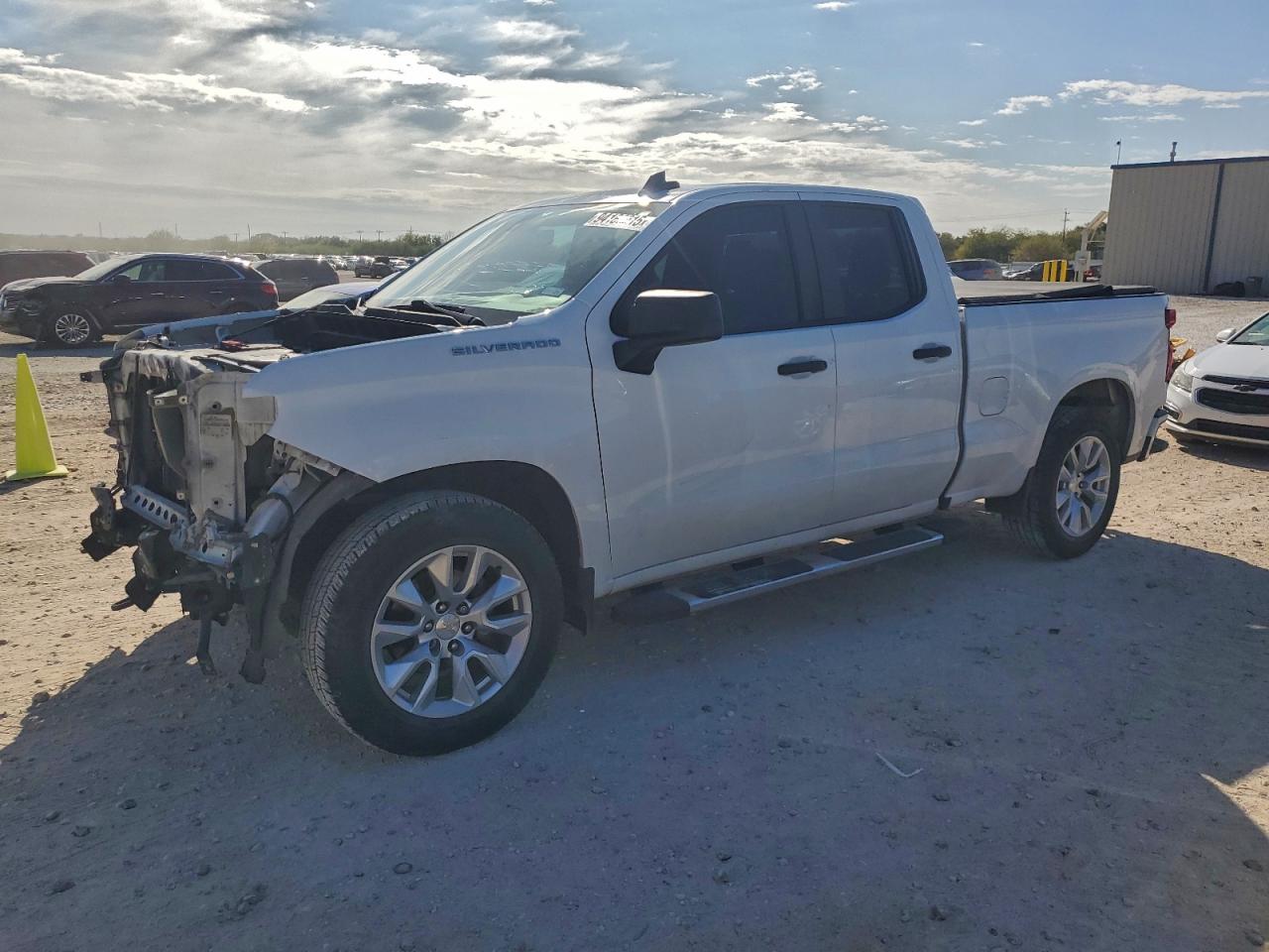CHEVROLET SILVERADO C1500 CUSTOM