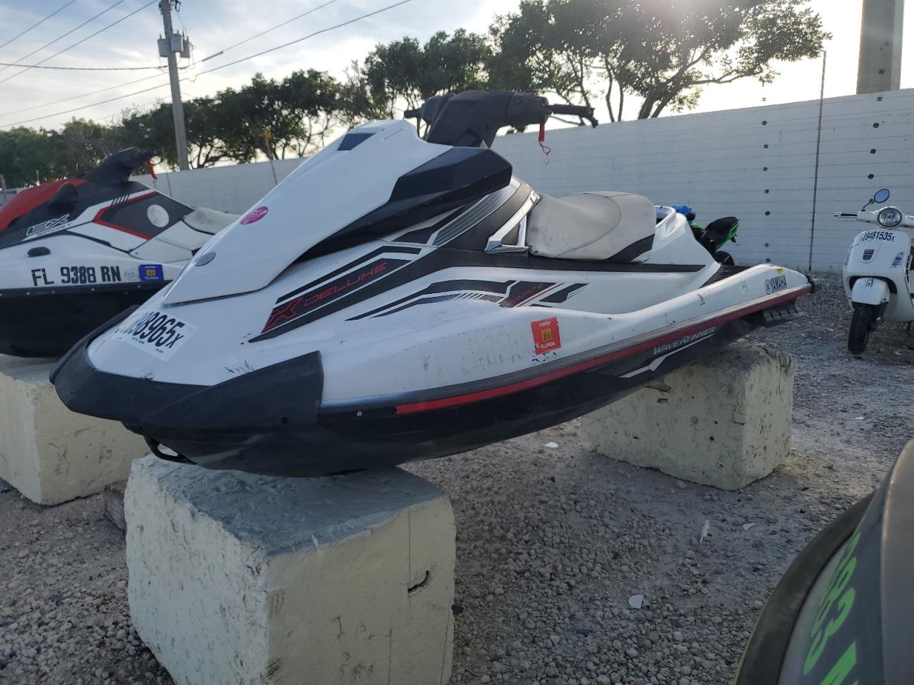 Lot #3296319457 2018 YAMAHA VX