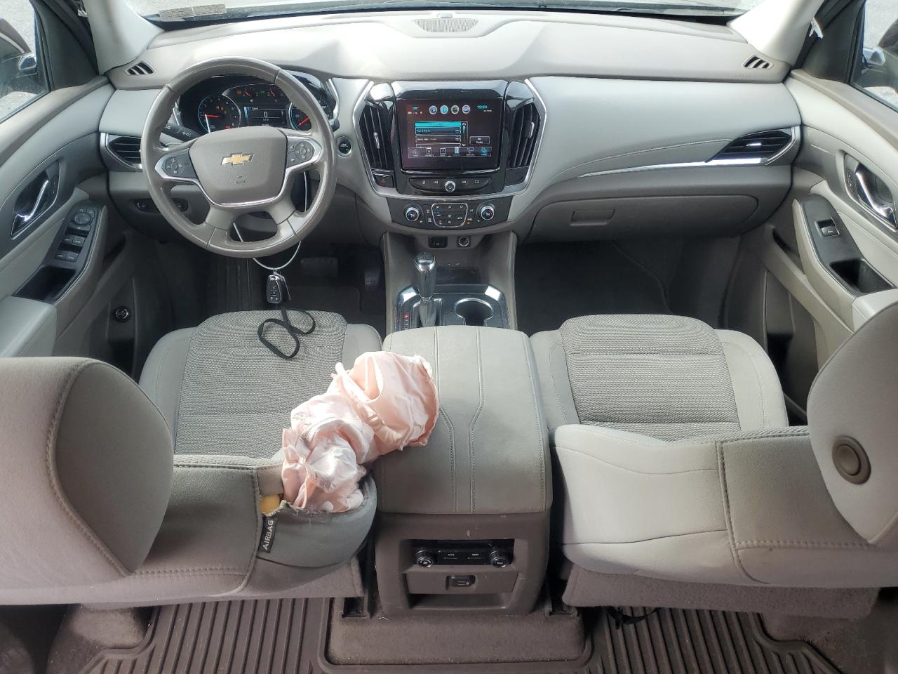 CHEVROLET TRAVERSE LT