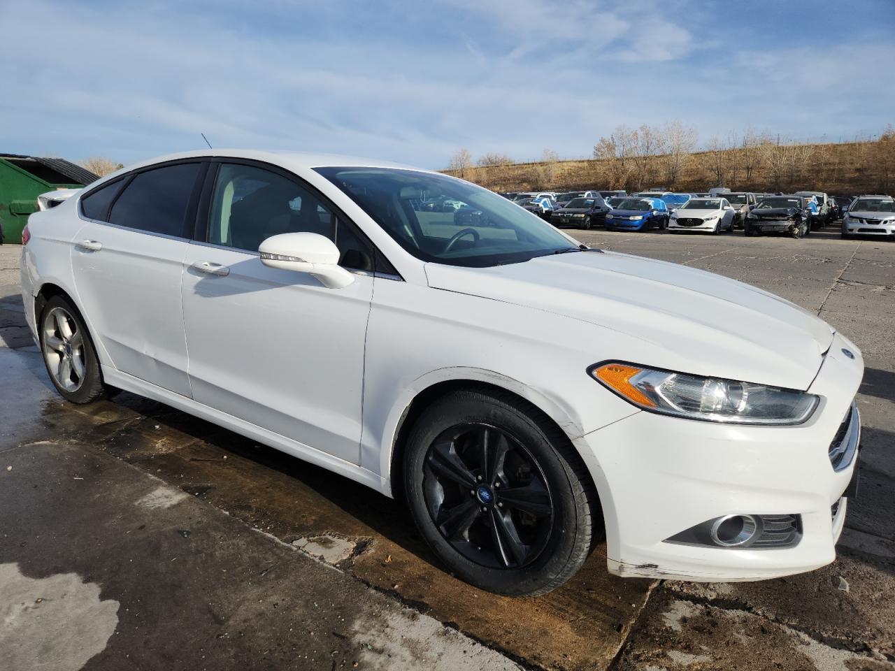 FORD FUSION SE