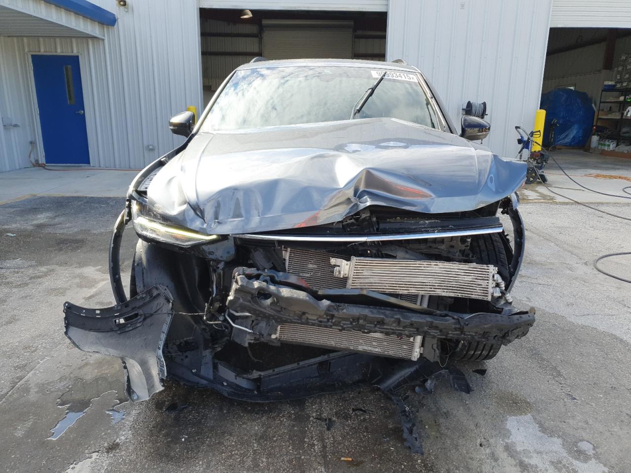 VOLKSWAGEN TIGUAN SE R-LINE BLACK