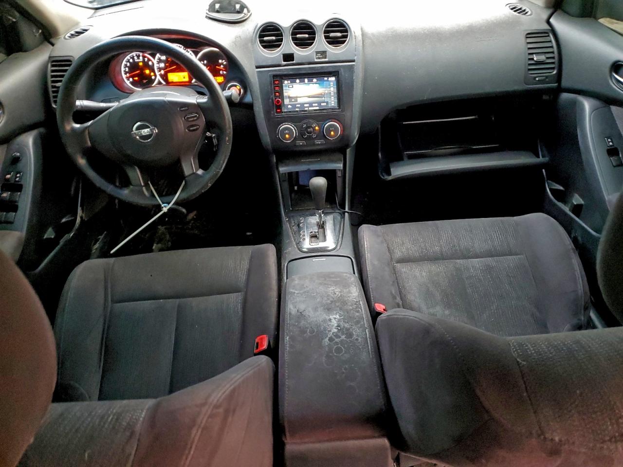 NISSAN ALTIMA BASE