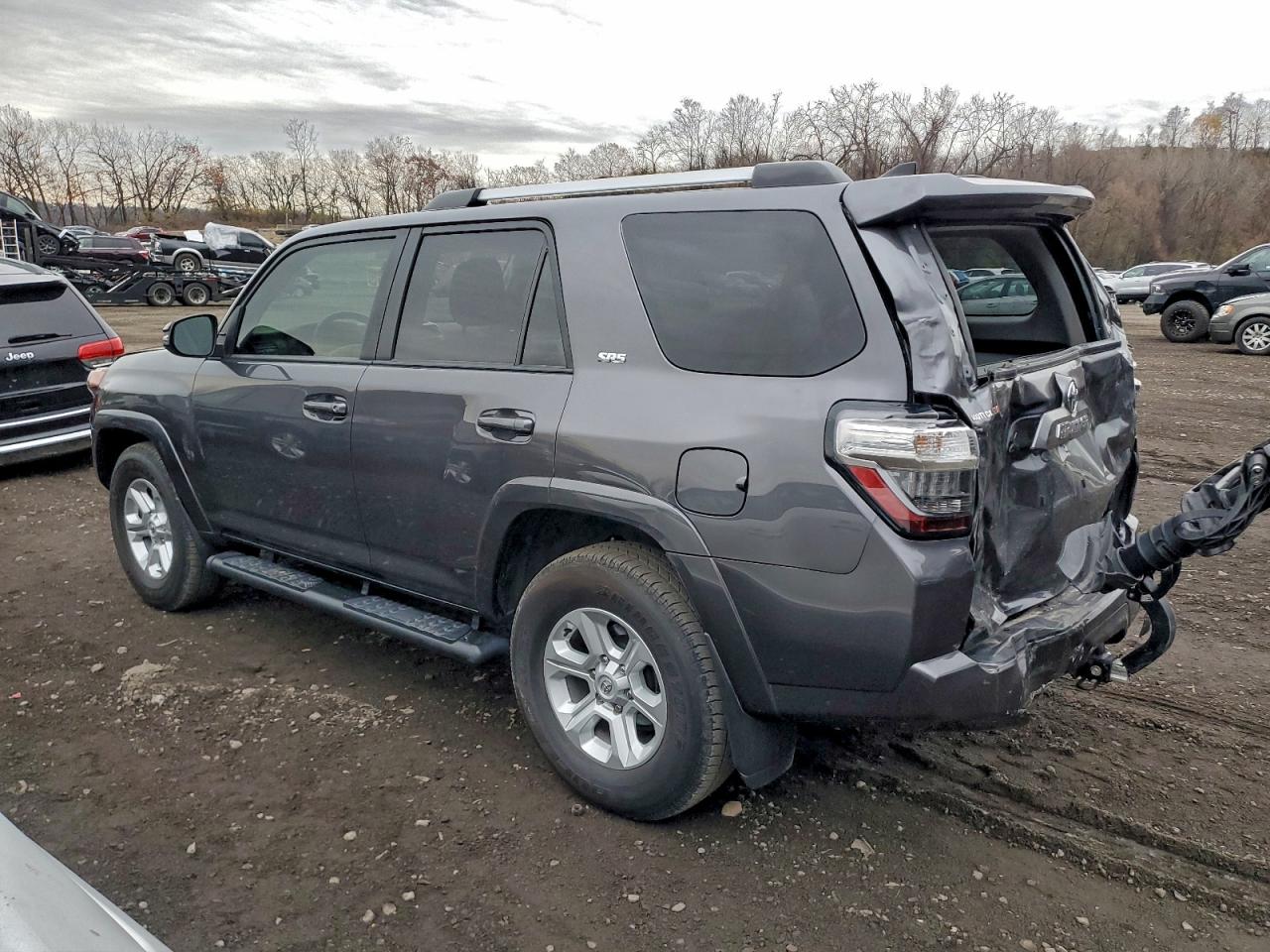 Lot #3310319017 2023 TOYOTA 4RUNNER SR