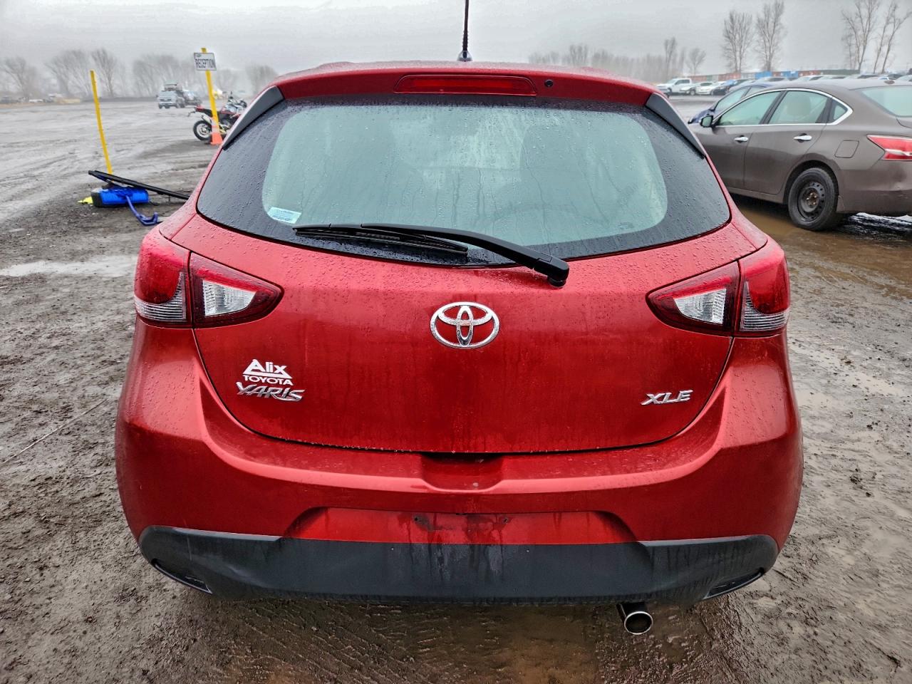 TOYOTA YARIS LE