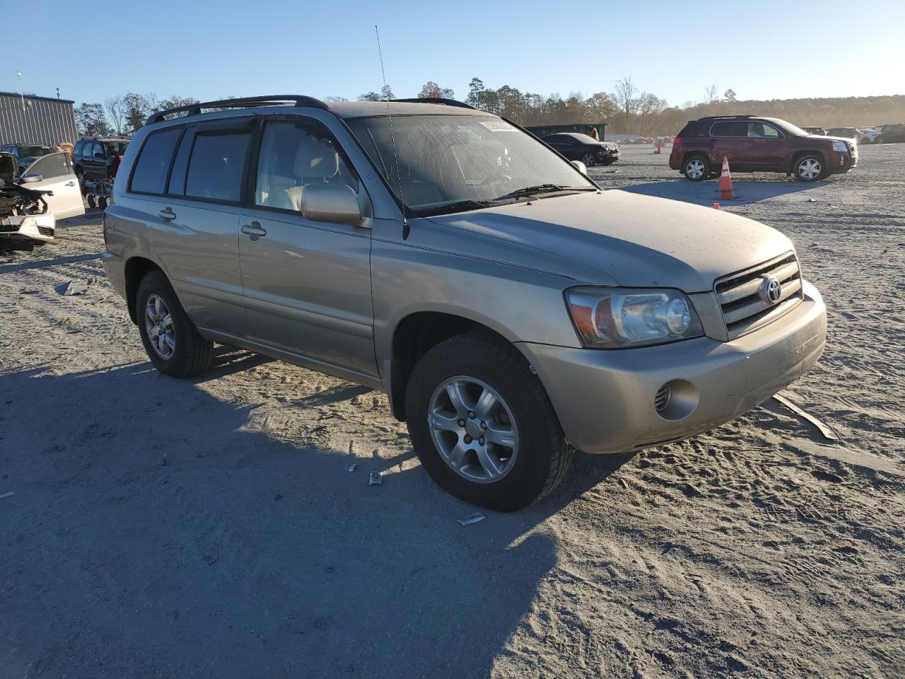 Lot #3302726013 2004 TOYOTA HIGHLANDER
