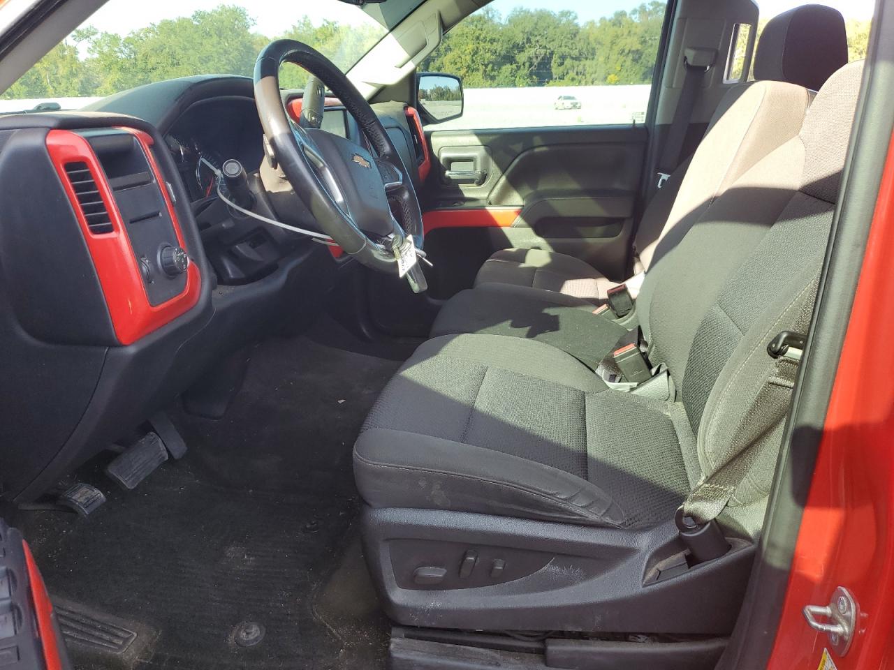 CHEVROLET SILVERADO C1500 LT