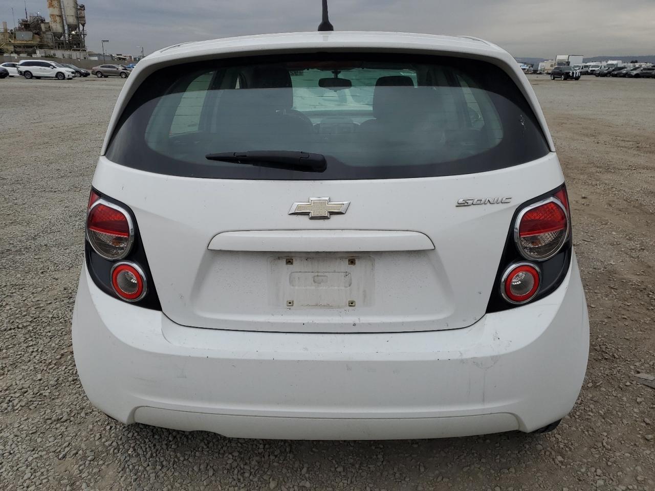 CHEVROLET SONIC LS