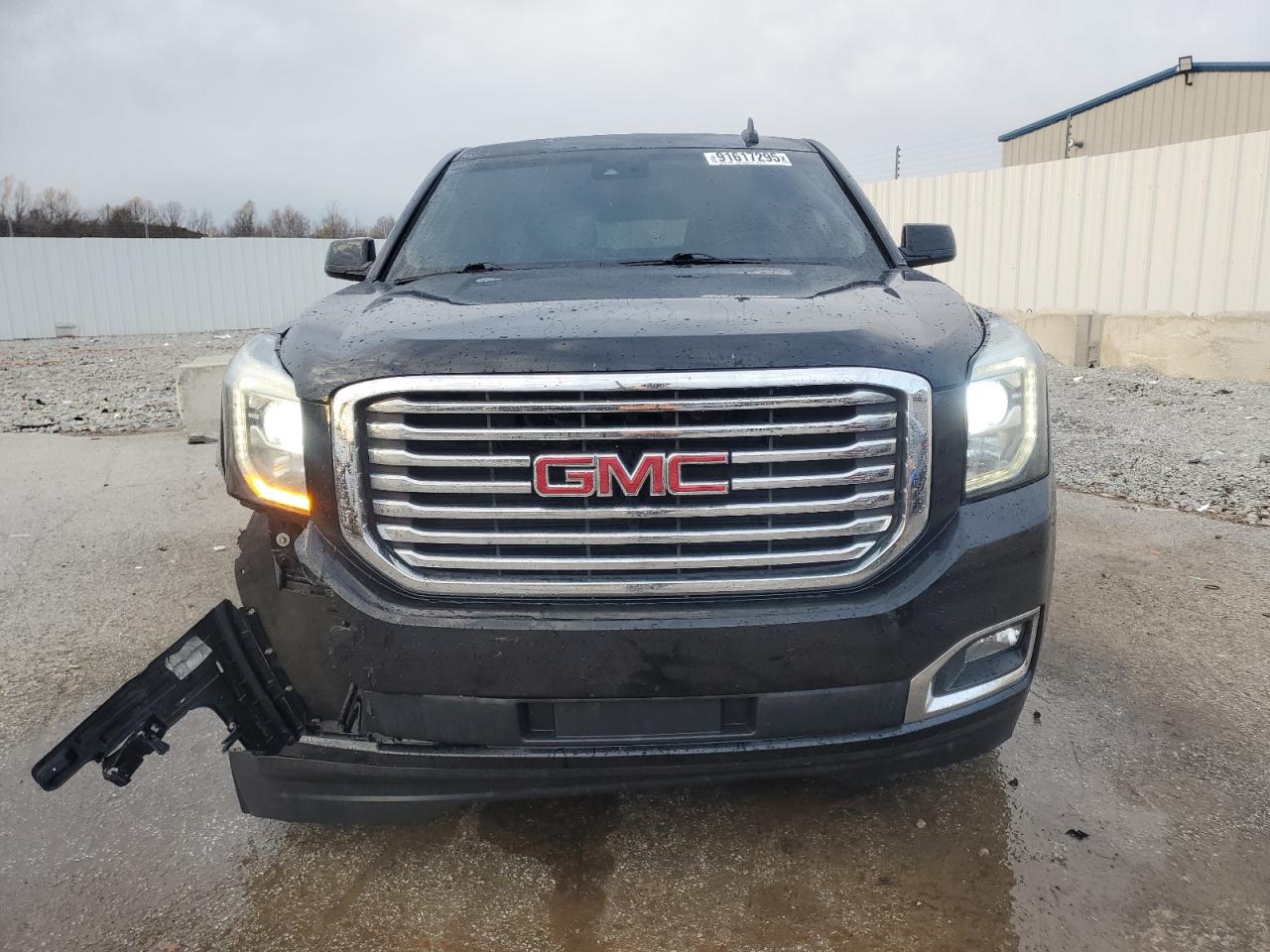 GMC YUKON K1500 SLT