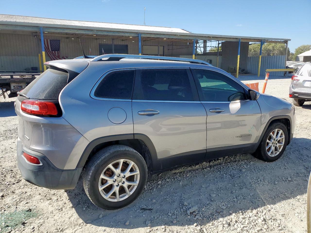 JEEP GRAND CHEROKEE LATITUDE PLUS