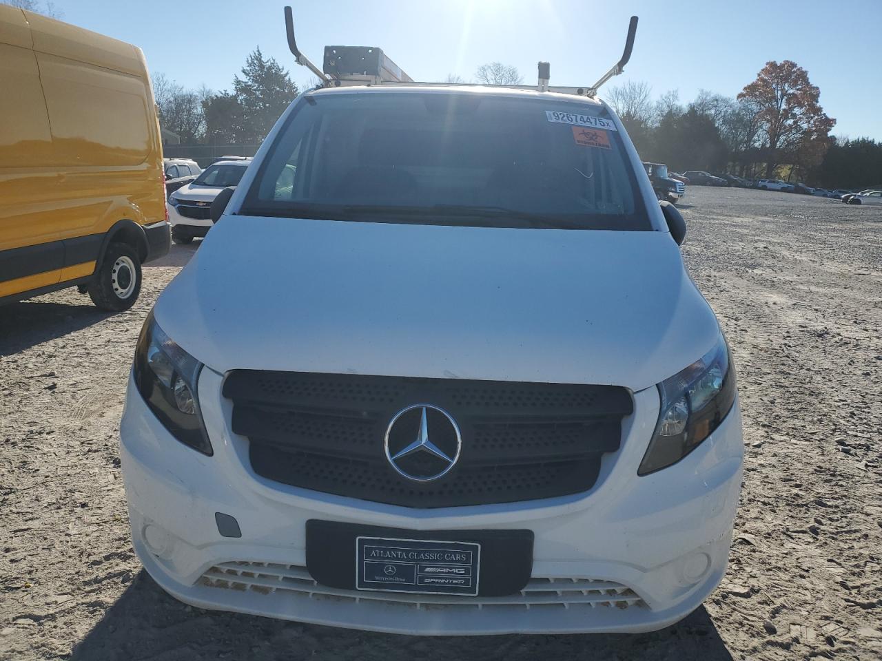 MERCEDES-BENZ METRIS