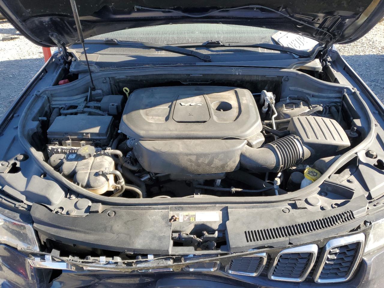 JEEP GRAND CHEROKEE LAREDO