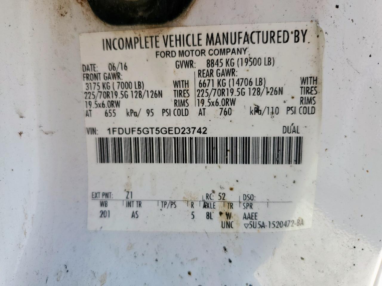 FORD F-550 SUPER DUTY