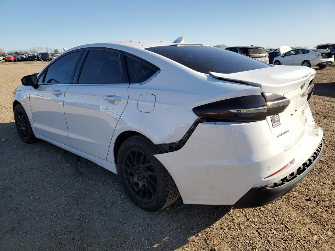 FORD FUSION SE