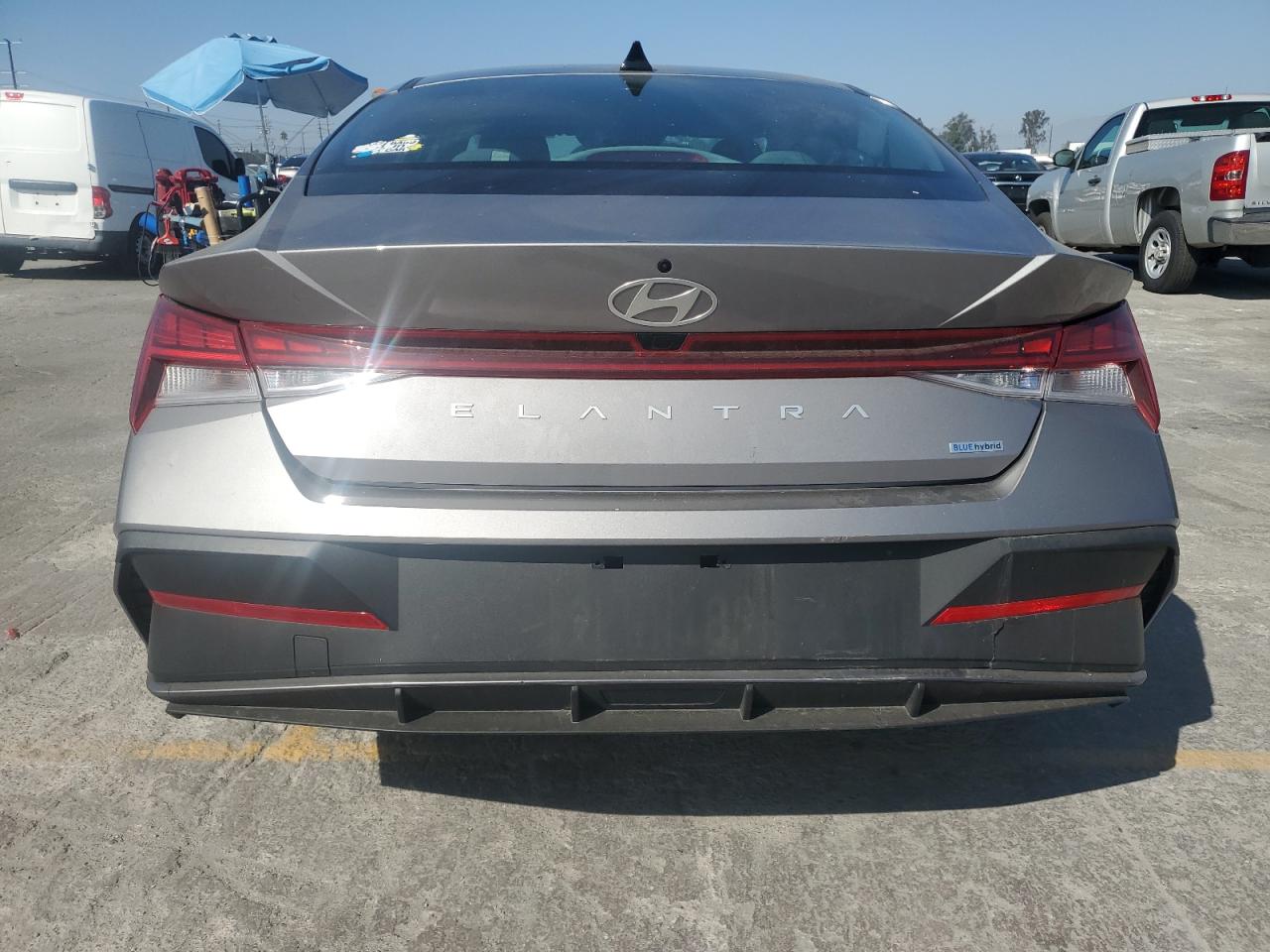 HYUNDAI ELANTRA BLUE