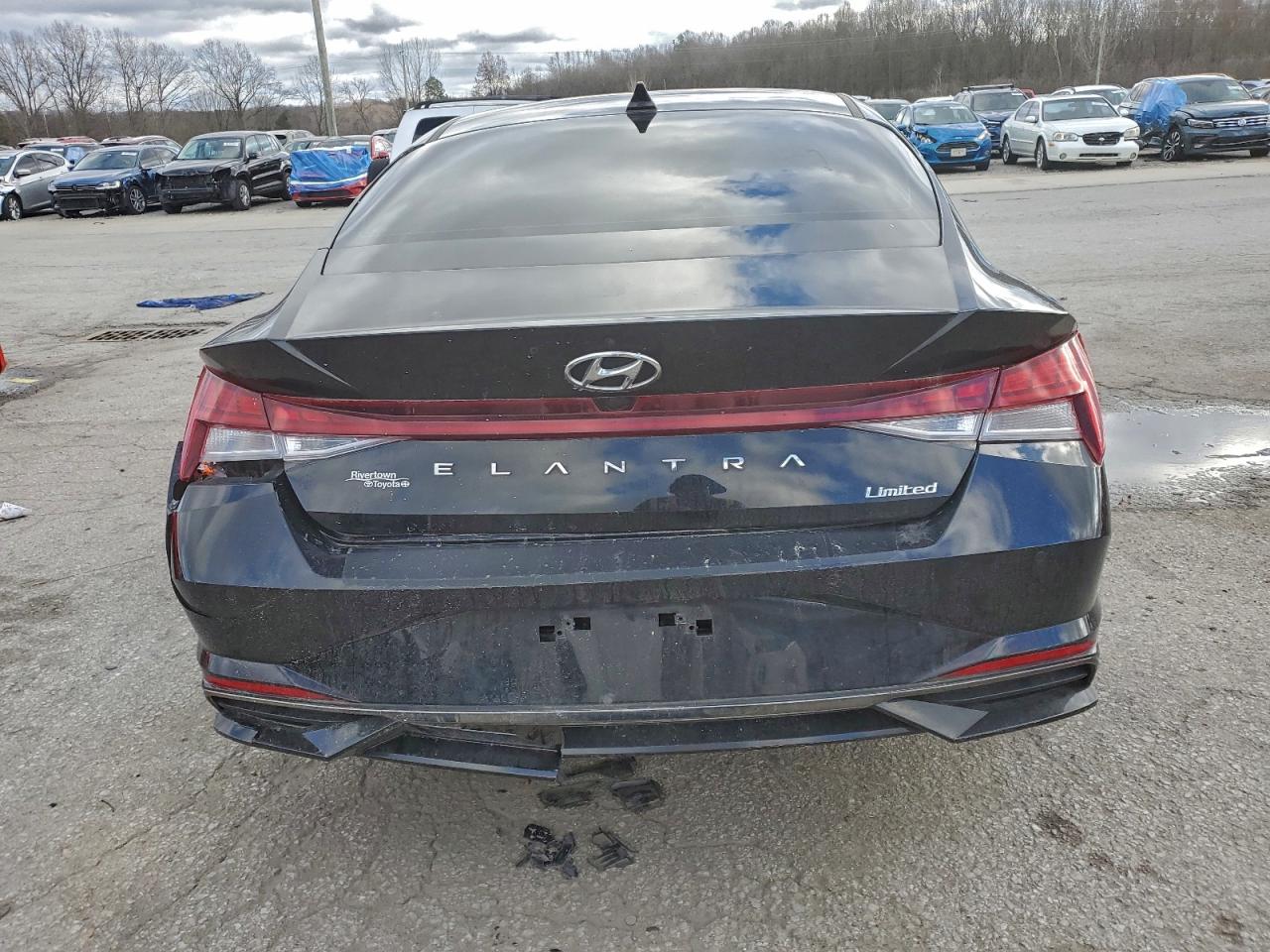 HYUNDAI ELANTRA LIMITED