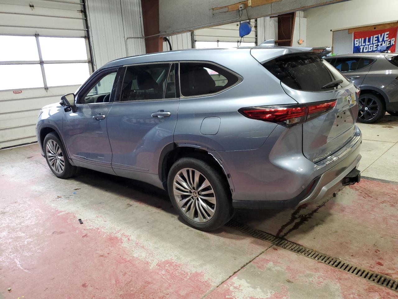 TOYOTA HIGHLANDER PLATINUM