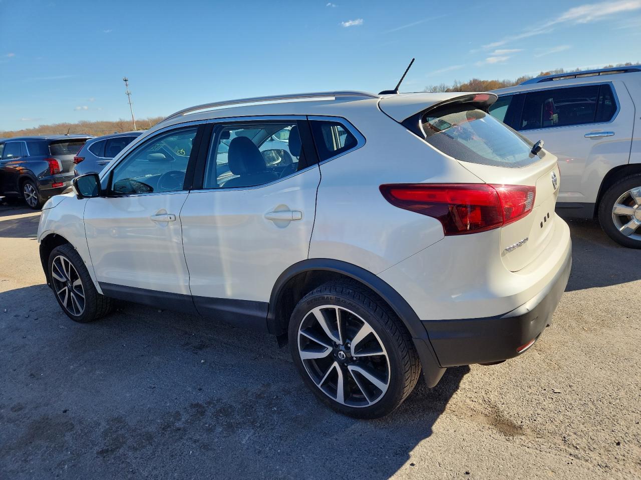 NISSAN ROGUE SPORT S
