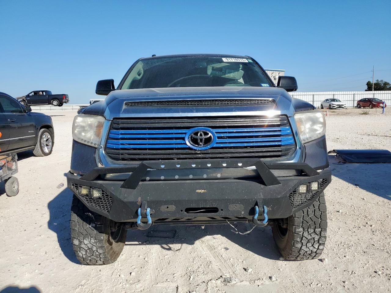 TOYOTA TUNDRA CREWMAX SR5