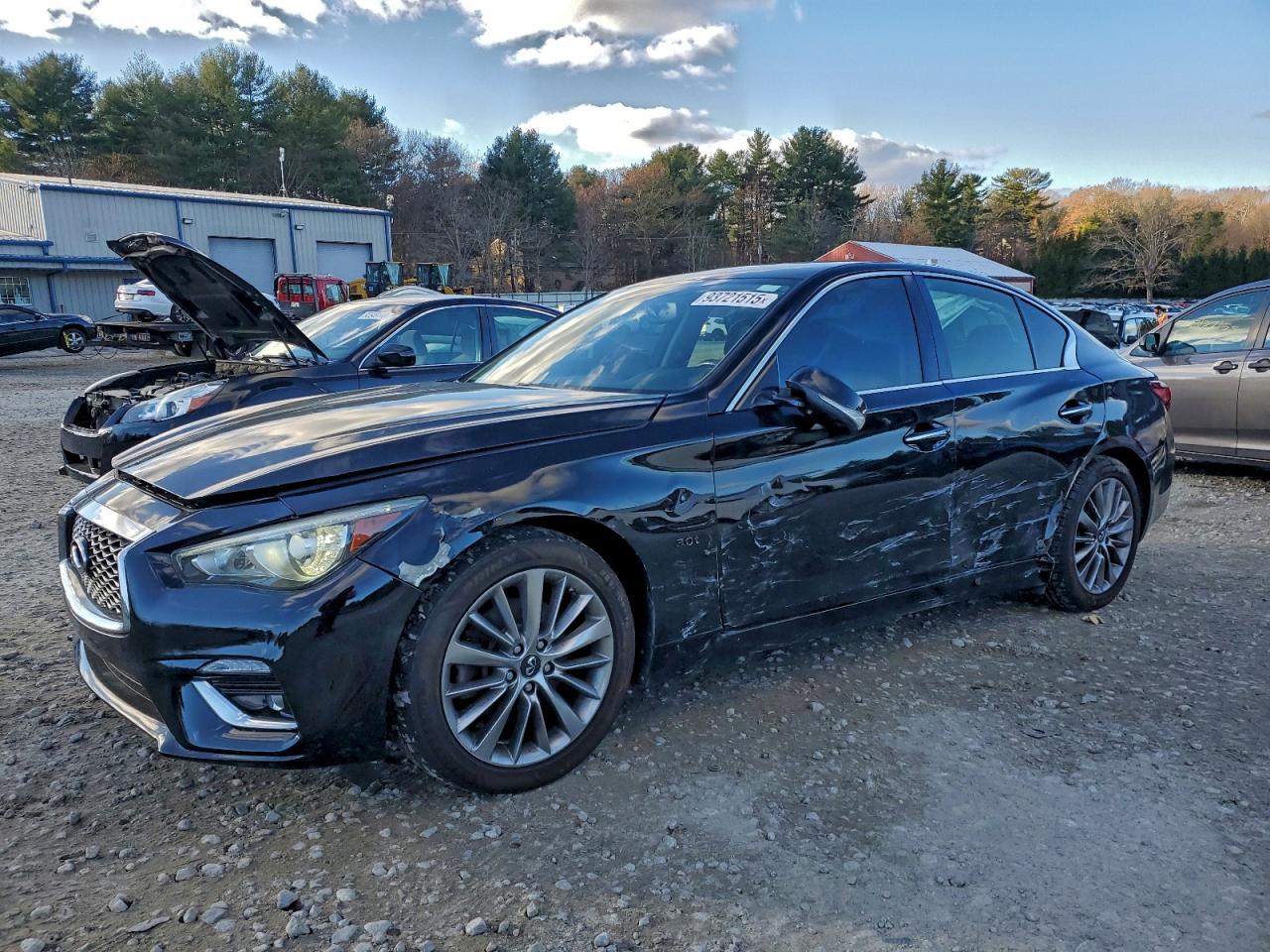 INFINITI Q50 LUXE