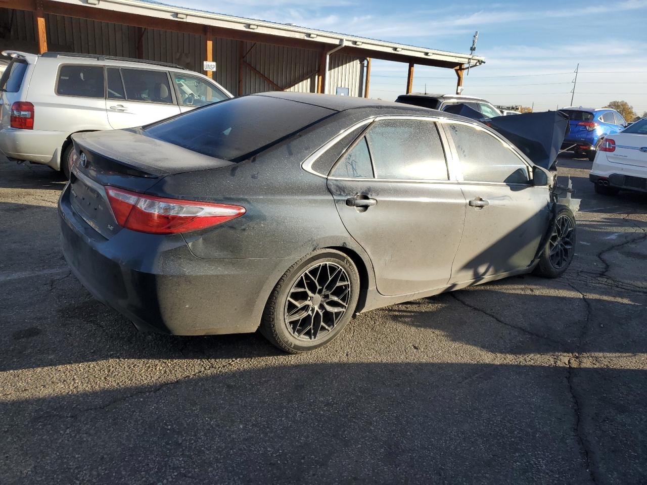 TOYOTA CAMRY LE