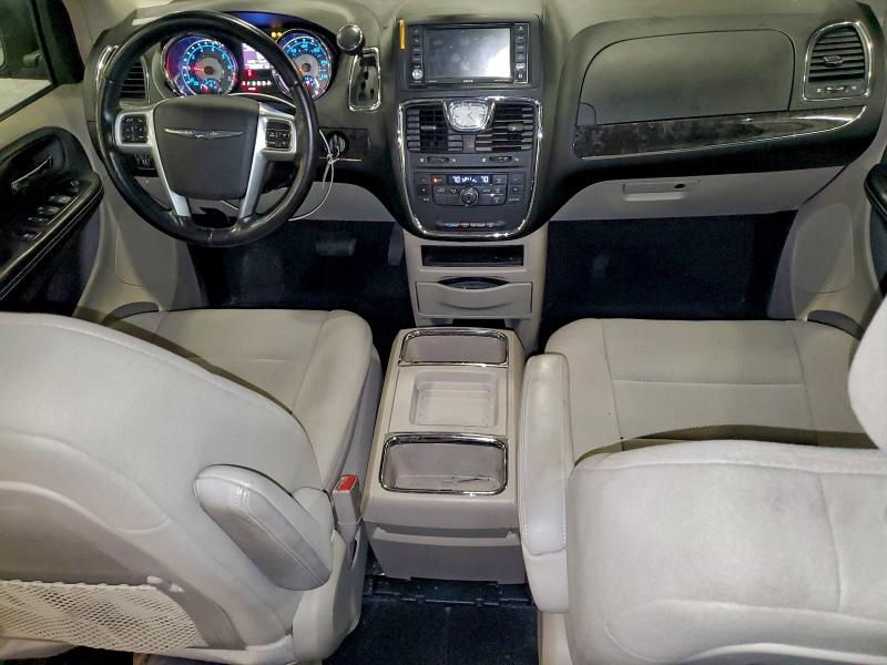 2012 CHRYSLER TOWN & COU #3297070549